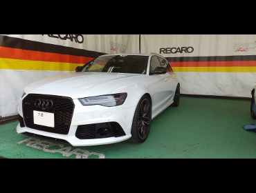 AUDI�@RS6�i2016�N�j�@�Ɂ@RECARO�i���J���j�@�|�[���|�W�V�����@����