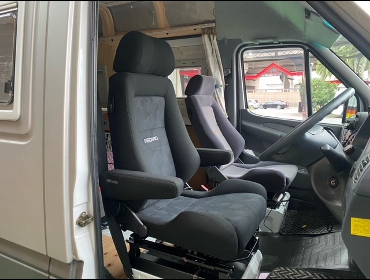 MB�@�X�v�����^�[313cdi�@W903�i2005�N�j�@�Ɂ@�G���S���hD�@BK�@���A�[�����X�g�i�L���v�e���V�[�g�j�@����