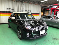 BMW�@MINI�@5Door�@cooperD�@F55�i2019�N�j�@�Ɂ@RECARO�i���J���j�@�I���\�y�hDL220HV�@����