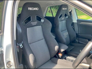 �t�H���N�X���[�Q���@T-ROC�@A1DEF�i2020�N�j�@�Ɂ@RECARO�i���J���j�@SR-7F�@GK100�@BK/SIL�@���@SR-7F�@GK100�@BK/SIL�@�V�[�g�q�[�^�[�t���@����