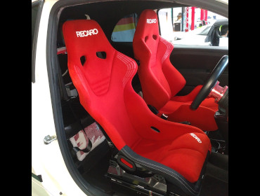 �t�B�A�b�g500�@�Ɂ@RECARO�i���J���j�@RS-GS�@RED�@���@SR-6�@KK100S�@RED�@����