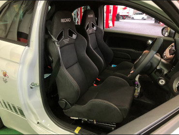 �A�o���g595�i2021�N�j�@�Ɂ@RECARO�i���J���j�@SR-7�@GK100�@BK/BK�@����