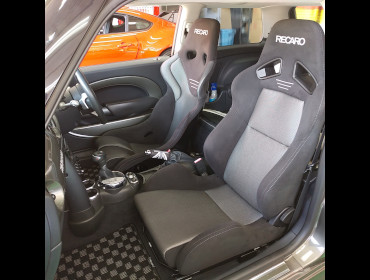 BMW�@MINI�@RE16�i2006�N�j�@�Ɂ@RECARO�i���J���j�@RS-G�@GK�@BK/SIL�@���@SR-7�@GK100�@BK/SIL�@����