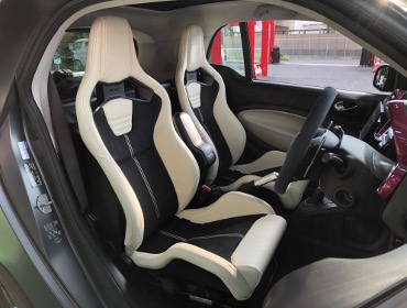 smart�@�t�H�[�c�[�@C453�i2017�N�j�@�Ɂ@RECARO�i���J���j�@�X�|�[�c�X�^�[CL210H�@�z���C�g���U�[�@�~���E�@����