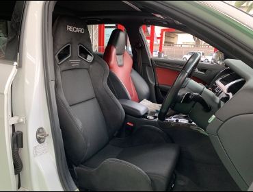 Audi�@S4�@8K�i2009�N�j�@�Ɂ@RECARO�i���J���j�@SR-7�@GU100�@BK�@����