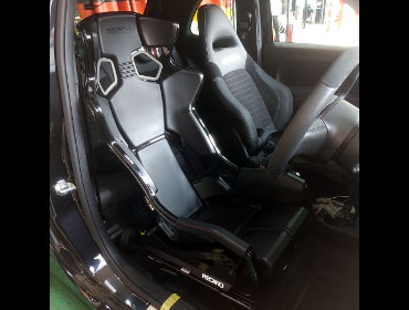 ABARTH�@595�R���y�e�B�c�B�I�[�l�i2022�N�j�@�Ɂ@RECARO�i���J���j�@PRO RACER�@RMS�@2700G�@����