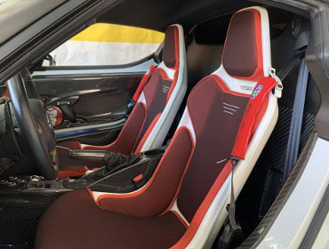 �A���t�@�����I�@4C�@�Ɂ@RECARO�i���J���j�@RCS�@�z���C�g�V�F��/���b�h���b�V���@�~���E�@����