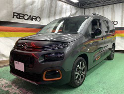 �V�g���G���@�x�������S�����O�@K9CH01�i2023�N�j�@�Ɂ@RECARO�i���J���j�@���S���hMV�@�O���C�@���@�I���\�y�hAN220HV�@�O���C�@���ʃV���[�g�J�b�g���H�@����