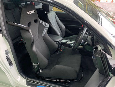 BMW�@F22�i2014�N�j�@�Ɂ@RECARO�i���J���j�@SR-6�@KK100S�@BK�@����