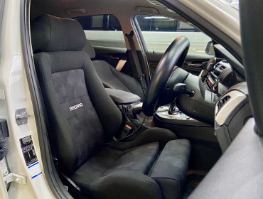 BMW�@F20�i2016�N�j�@�Ɂ@RECARO�i���J���j�@�G���S���hLD�@BK�@����