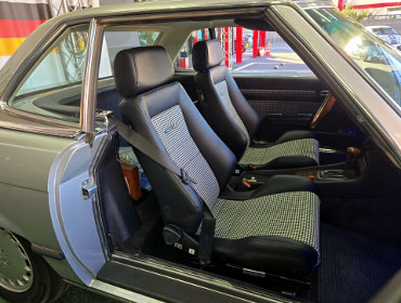 �����Z�f�X�x���c�@380SL�@R107�@E-107045�i1985�N�j�@�Ɂ@RECARO�i���J���j�@CLASSIC�@LX�@�y�s�^�@�~���E�@����