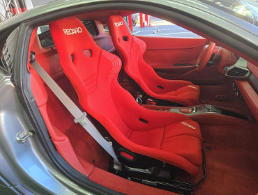 �t�F���[��458�C�^���A�@F142�@�Ɂ@RECARO�i���J���j�@RS-GS�@RED�@�~���E�@����