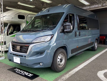 �t�B�A�b�g�@�f���J�g�@7DF-25022�i2024�N�j�@�Ɂ@RECARO�i���J���j�@LX-F�@WU110H�@A/R�@�u���E���@�V�[�g�q�[�^�[�t���@�A�[�����X�g���E�@�~���E�@����