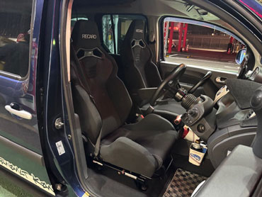 ���m�[�@�J���O�[�@KWH5F�i2019�N�j�@�Ɂ@RECARO�i���J���j�@SR-S�@BK100�@BK/SIL�@���@SR-C�@BK100�@A/R�@BK/SIL�@���ʃV���[�g�J�b�g���H�@����