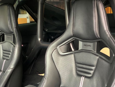 �|���V�F911�@992GT3RS�@�Ɂ@RECARO�i���J���j�@�N���X�X�|�[�c�X�^�[LL210H�@BK�@�~���E�@����