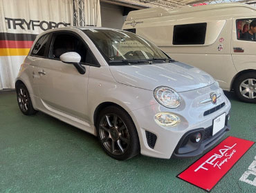 ABARTH�@595�i2022�N�j�@�Ɂ@RECARO�i���J���j�@SR-S�@UT100�@BK�@����