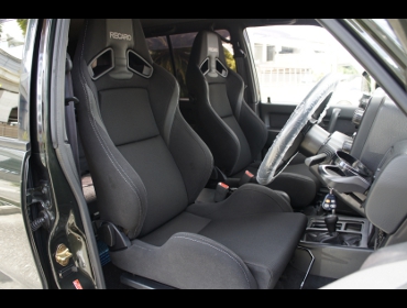 RECARO�i���J���V�[�g�j�@ISUZI�@�r�b�O�z�[���@UBS25GW��RECARO�i���J���j�@SR-7 Lassic  BK/SIL�@���@SR-7F Lassic BK/SIL�@����