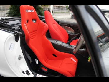 RECARO�i���J���V�[�g�j�@MAZDA�@���[�h�X�^�[�@NB6C��RECARO�i���J���j�@RS-GS�@RED�@����