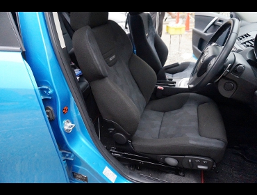 RECARO�i���J���V�[�g�j�@�}�c�_�@�A�N�Z���X�|�[�c�@BLEFW��RECARO�i���J���j�@�X�^�C��DC�@����