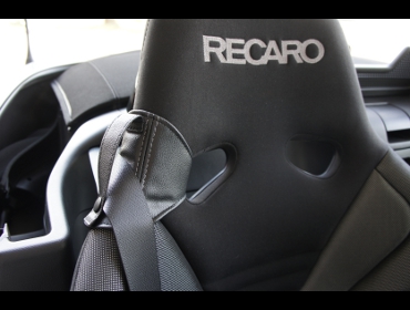 RECARO�i���J���V�[�g�j�@MAZDA�@���[�h�X�^�[�@ND5RC�Ƀ��J���@RS-G SK2 BK/SIL�@�iRS-G ��p�T�C�h�v���e�N�^�[���x���g�z���_�[�j�@����