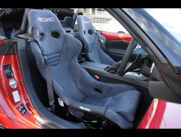 RECARO�i���J���V�[�g�j�@MAZDA�@���[�h�X�^�[�@ND�Ƀ��J���@TS-G �A���J���^�[��H�i�V�[�g�q�[�^�[�t���j�@�~2�r�@����