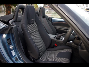 RECARO�i���J���V�[�g�j�@MAZDA�@���[�h�X�^�[�@ND5�Ƀ��J���@LX-F IM 110H �i�V�[�g�q�[�^�[�t���j�@BK�@����