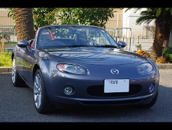 RECARO�i���J���V�[�g�j�@MAZDA�@���[�h�X�^�[�@NCEC�Ƀ��J���@����RS-G �X�[�p�[�V���^���NNU�@����