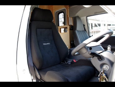 RECARO�i���J���V�[�g�j�@MAZDA�@�{���S�@�{���h�g���b�N�i�L�����s���O�J�[�j�Ƀ��J���@�G���S���hD�@BK�@����