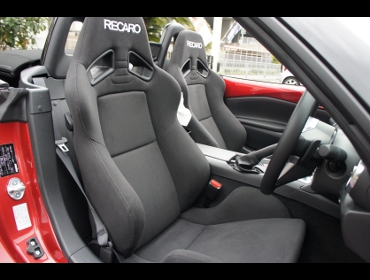 RECARO�i���J���V�[�g�j�@MAZDA�@���[�h�X�^�[�@ND5RC�Ƀ��J���@SR-7 KK100�@BK�@�~2�r�@����