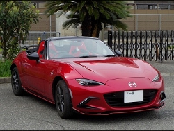 RECARO�i���J���V�[�g�j�@MAZDA�@���[�h�X�^�[�@ND5RC�Ƀ��J���@SR-7 KK100�@RED�@���@SR-7F KK100�@RED�@����