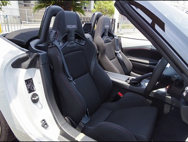 RECARO�i���J���V�[�g�j�@MAZDA�@���[�h�X�^�[�@ND5RC�Ƀ��J���@SR-7 Lassic BK/RED�@���@SR-7F Lassic  BK/RED�@����
