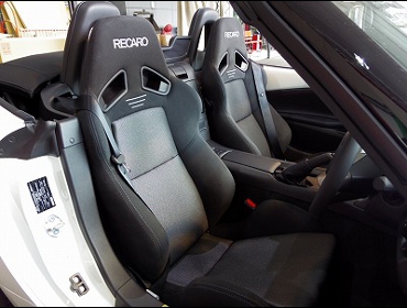 RECARO�i���J���V�[�g�j�@MAZDA�@ND���[�h�X�^�[�Ƀ��J���@SR-7 GK100�V�[�g�q�[�^�[�t�� BK/SIL�@���@SR-7F GK100�V�[�g�q�[�^�[�t���@BK/SIL�@����