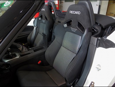 RECARO�i���J���V�[�g�j�@MAZDA�@ND���[�h�X�^�[�Ƀ��J���@SR-7 GK100�V�[�g�q�[�^�[�t�� BK/SIL�@���@SR-7F GK100�V�[�g�q�[�^�[�t���@BK/SIL�@����