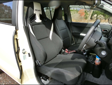 RECARO�i���J���V�[�g�j�@MAZDA�@�L�������@HB36S�@5MT�Ƀ��J���@SR-7F�@Lassic ���@����