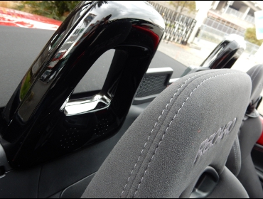 RECARO�i���J���V�[�g�j�@MAZDA�@���[�h�X�^�[�@ND5RC�Ƀ��J���@SR-7�@GK100�@�V�[�g�q�[�^�[�t���@BK/SIL�@���@SR-7�@G100�@BK/SIL�@����