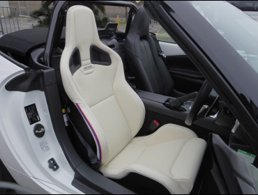 RECARO�i���J���V�[�g�j�@MAZDA�@ND���[�h�X�^�[�@ND5RC�Ƀ��J���@�X�|�[�c�X�^�[LL100H���U�[SE�@WH���U�[/BL�X�e�b�`�@���@�N���X�X�|�[�c�X�^�[LL100H���U�[SE�@WH���U�[/BL�X�e�b�`�@����