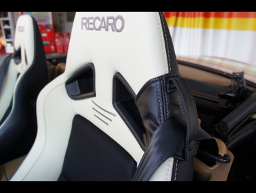 RECARO�i���J���V�[�g�j�@MAZDA�@���[�h�X�^�[�@NB8C�@1999�N�@�Ɂ@���J���@SR-7�@Lassic�@�����U�[�@�~2�r�@����