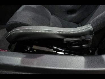 MAZDA�@���[�h�X�^�[�@ND5RC�@2017�N�@��RECARO�i���J���j�@RS-G�@GK�@BK/RED�@�V�[�g�q�[�^�[�t���@���@RS-GE�@�V�[�g�q�[�^�[�t���@����