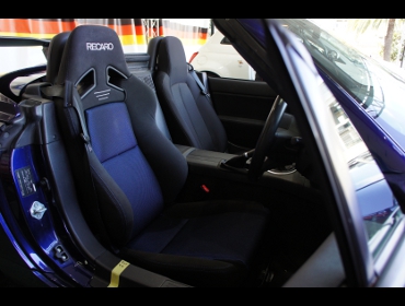 RECARO�i���J���V�[�g�j�@MAZDA�@���[�h�X�^�[�@NCEC�@�Ɂ@���J���@SR-7F�@GK100�@BK/BL�@����