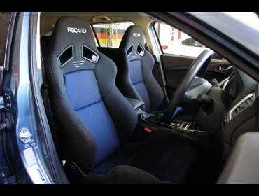 RECARO�i���J���V�[�g�j�@MAZDA�@�A�e���U�@�Ɂ@���J���@SR-7�@GK100�@BK/�u���[�~2�r�@����
