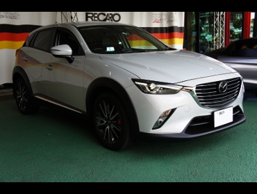 MAZDA�@CX-3�@�Ɂ@RECARO�i���J���j�V�[�g����