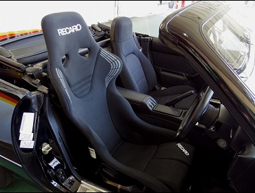 RECARO�i���J���V�[�g�j�@MAZDA�@���[�h�X�^�[�@NA8C�@�Ɂ@���J���@RS-GS�@BK�@�V�[�g�q�[�^�[�t���@����