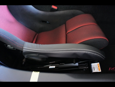 MAZDA�@���[�h�X�^�[�@NR-A�@ND5RC�i2017�N�j�@�Ɂ@RECARO�i���J���j�@TS-G�@GK�@BK/RED�@����