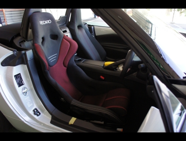 MAZDA�@���[�h�X�^�[�@NR-A�@ND5RC�i2017�N�j�@�Ɂ@RECARO�i���J���j�@TS-G�@GK�@BK/RED�@����