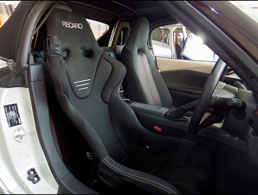 MAZDA�@���[�h�X�^�[�@ND5RC�i2018�N�j�@�Ɂ@RECARO�i���J���j�V�[�g�@RS-G�@GK�@BK/BK�@�V�[�g�q�[�^�[�t���@����
