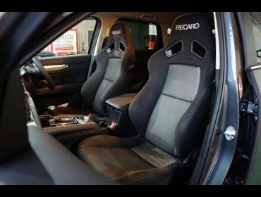 MAZDA�@CX-5�@�Ɂ@RECARO�i���J���j�@SR-7F GK100�@BK/SIL�@���@SR-7F�@SK100 BK/SIL�@����