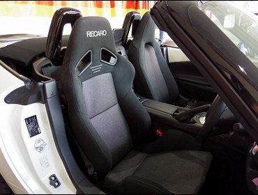 MAZDA�@���[�h�X�^�[�@ND5RC�i2015�N�j�@�Ɂ@RECARO�i���J���j�@SR-7�@GK100�@BK/SIL�@�V�[�g�q�[�^�[�t���@���@�V�[�g�o�b�N�J�o�[�@�s�A�m�u���b�N/�W���X�s�[�J�[�@����