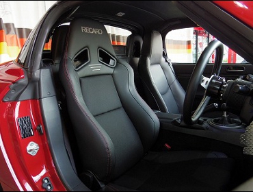 RECARO�i���J���V�[�g�j�@MAZDA�@���[�h�X�^�[�@NCEC�i2011�N�j�@�Ɂ@RECARO�i���J���j�@SR-7F�@Lassic�@BK�@�V�[�g�q�[�^�[�t���@����