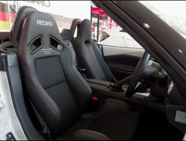 RECARO�i���J���V�[�g�j�@MAZDA�@���[�h�X�^�[�@ND5RC�i2016�N�j�@�Ɂ@RECARO�i���J���j�@SR-7�@Lassic�@BK�@����