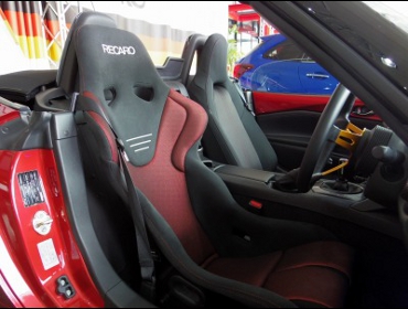 MAZDA�@���[�h�X�^�[�@ND5RC�i2017�N�j�@�Ɂ@RECARO�i���J���j�@RS-G�@GK�@BK/RED�@�V�[�g�q�[�^�[�t���@����